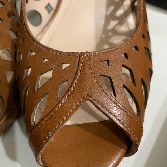 Shoes - Picture 7 of 10